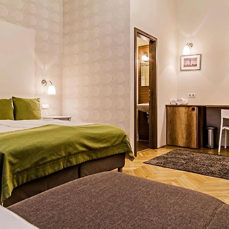 The Cream Bed and Breakfast Budapest Exteriör bild