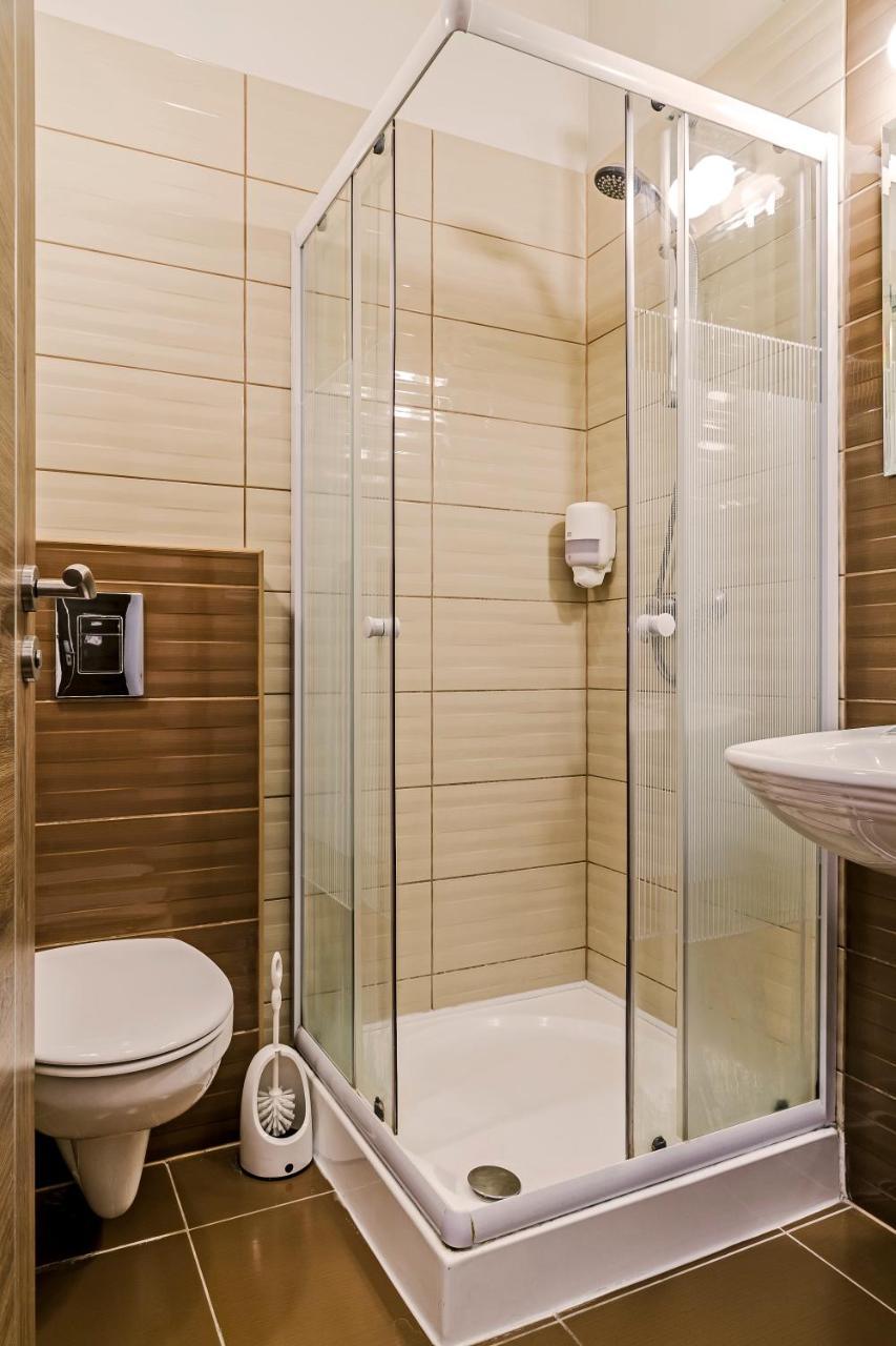 The Cream Bed and Breakfast Budapest Exteriör bild