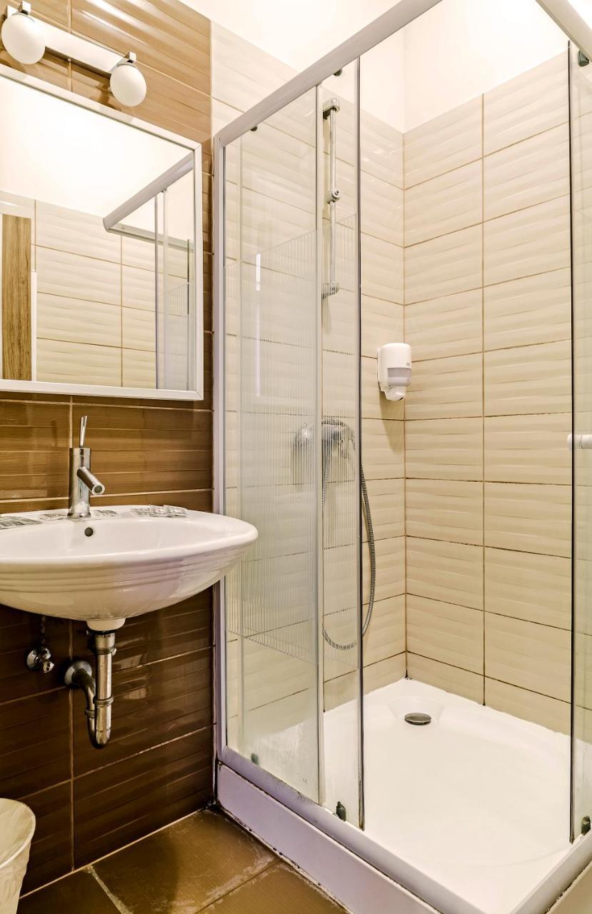 The Cream Bed and Breakfast Budapest Exteriör bild