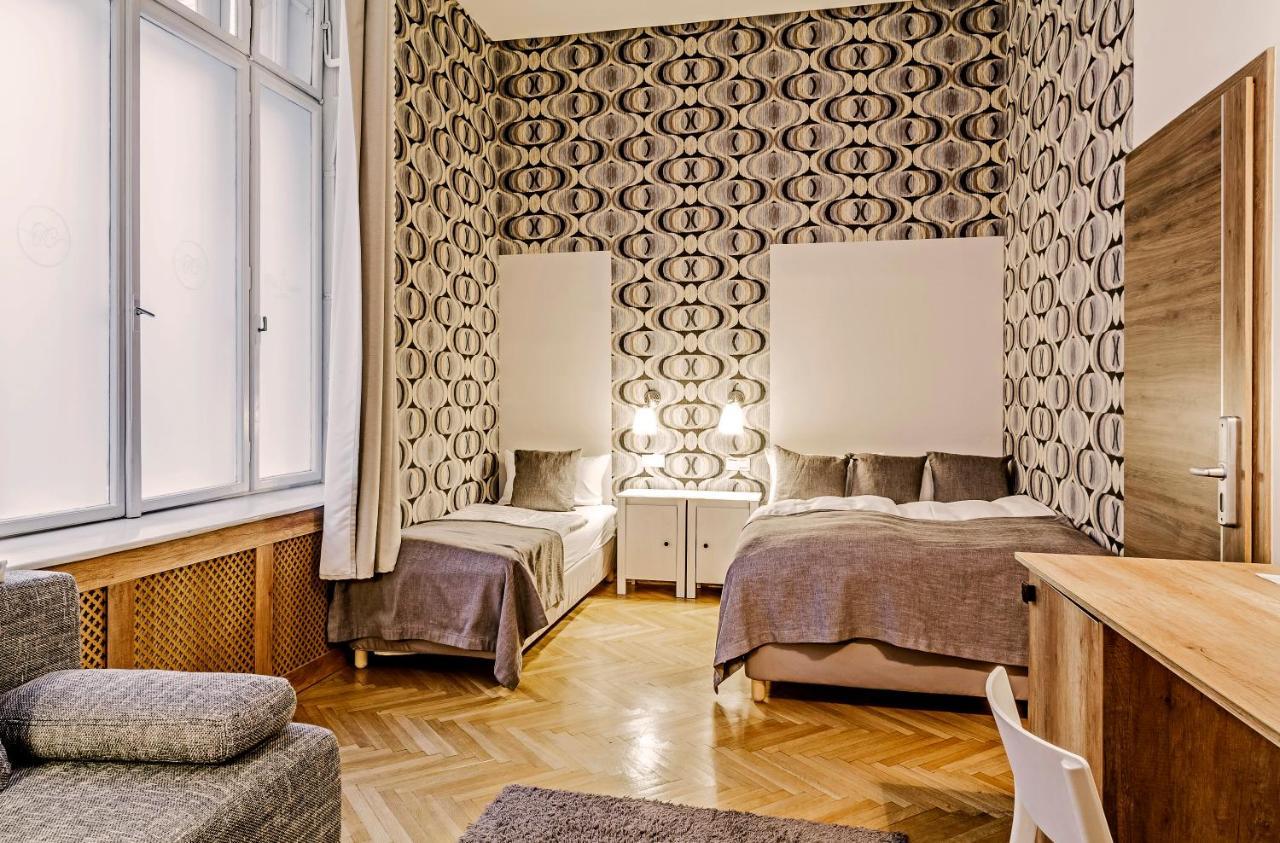 The Cream Bed and Breakfast Budapest Exteriör bild